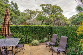 Ketch Court 824